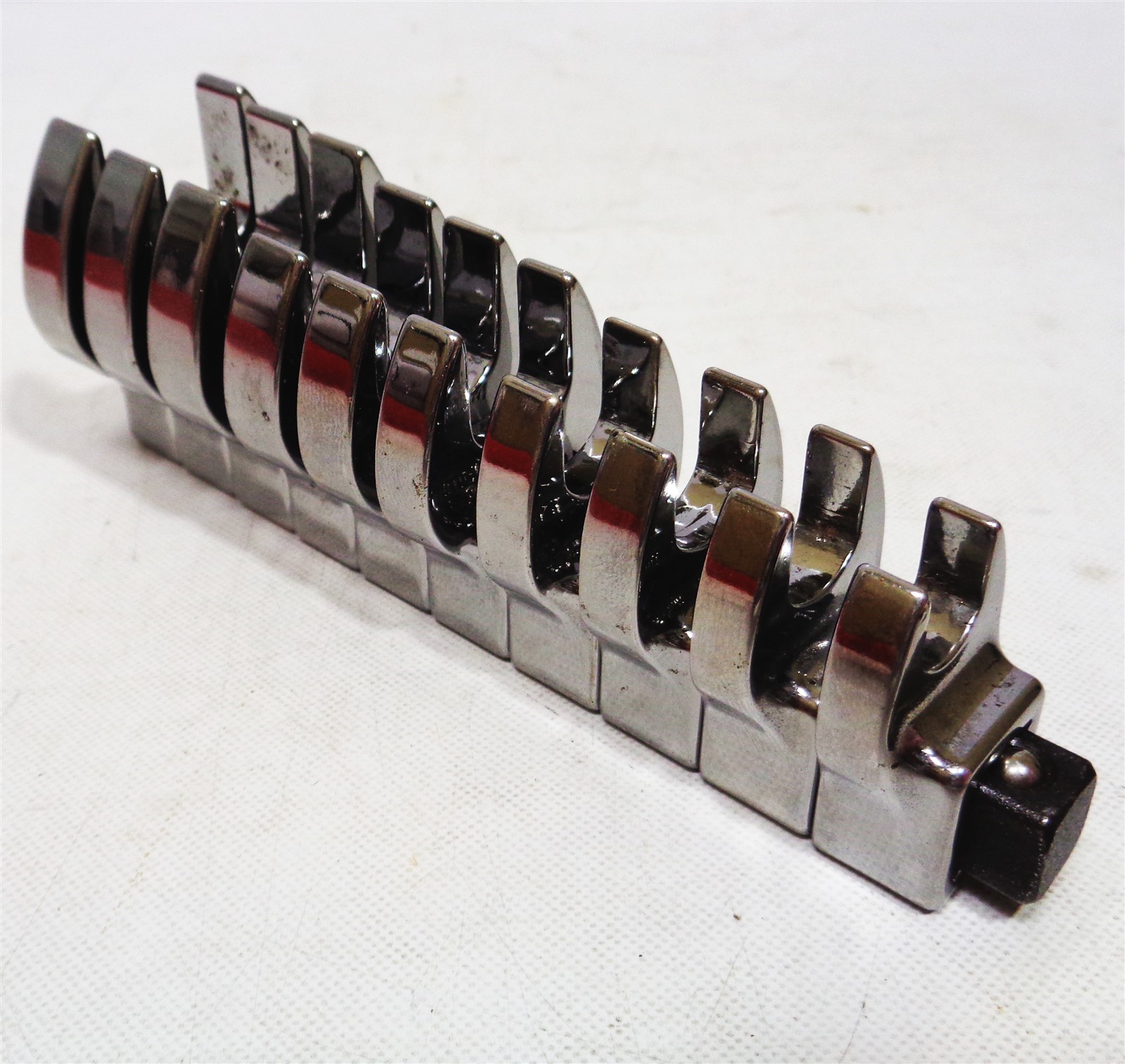 Matco Tools SRBCFNM10C 10pc 3/8″ Drive Metric Crowfoot Wrench Set (10mm-19mm)