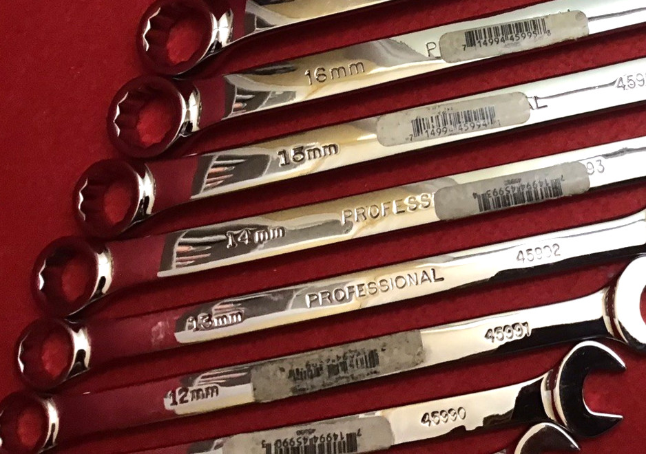 NEW CRAFTSMAN PROFESIONAL 13 PIECE COMBINATION WRENCH SET 12PT METRIC 7mm – 19mm