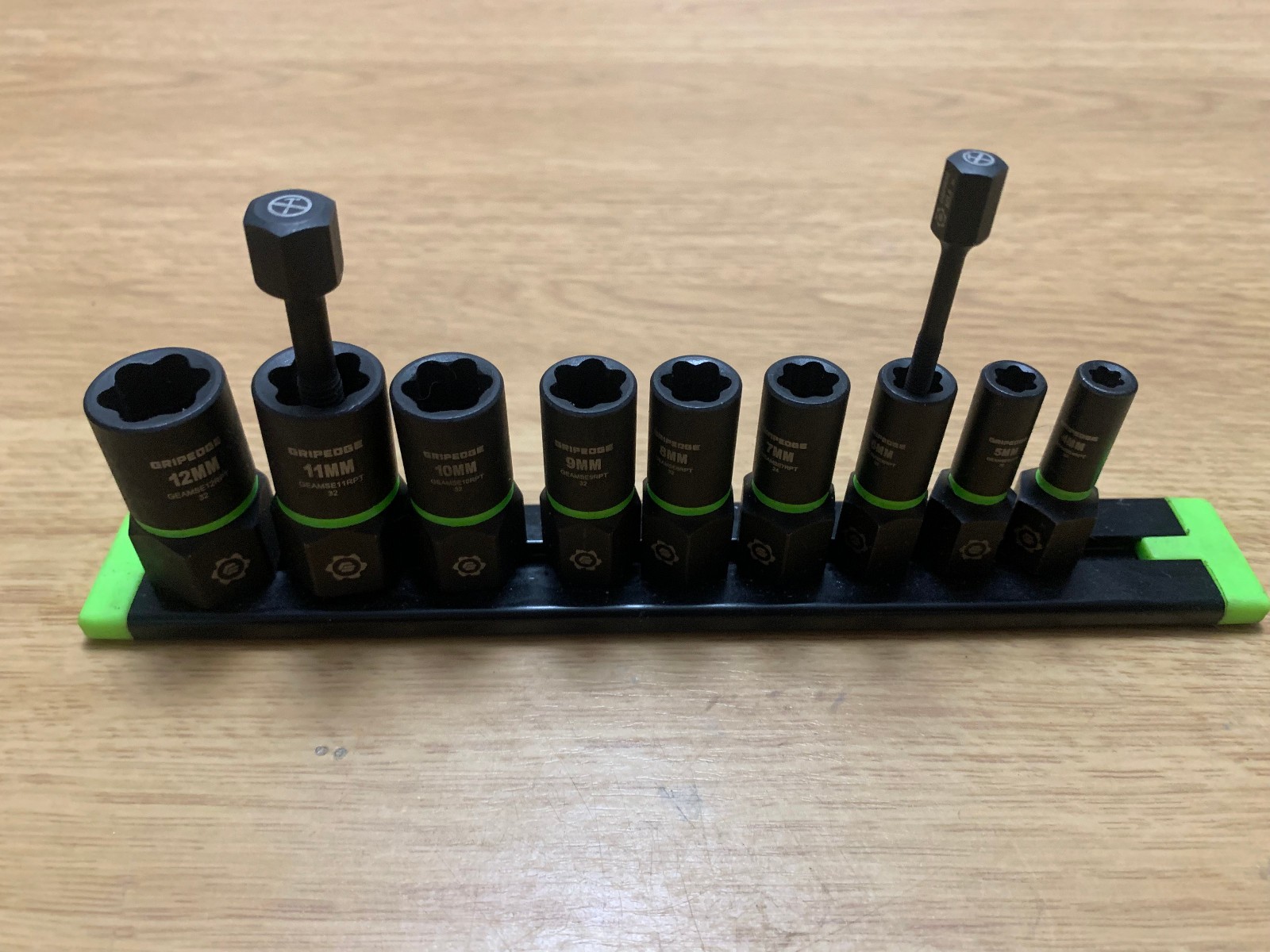 Gripedge Tools – 9-Pc 1/4″ RPT Socket Extractor Set – Metric – XAM9S