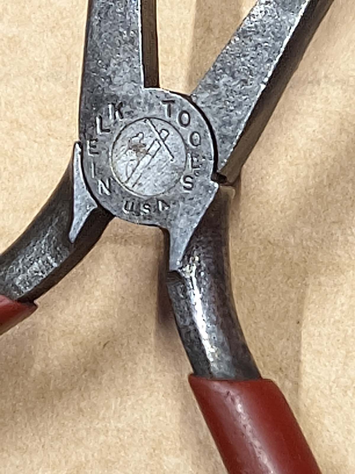 Lot of 4 MAC Tools USA Pliers Needle Nose Side Cutters M437G M526G M317G