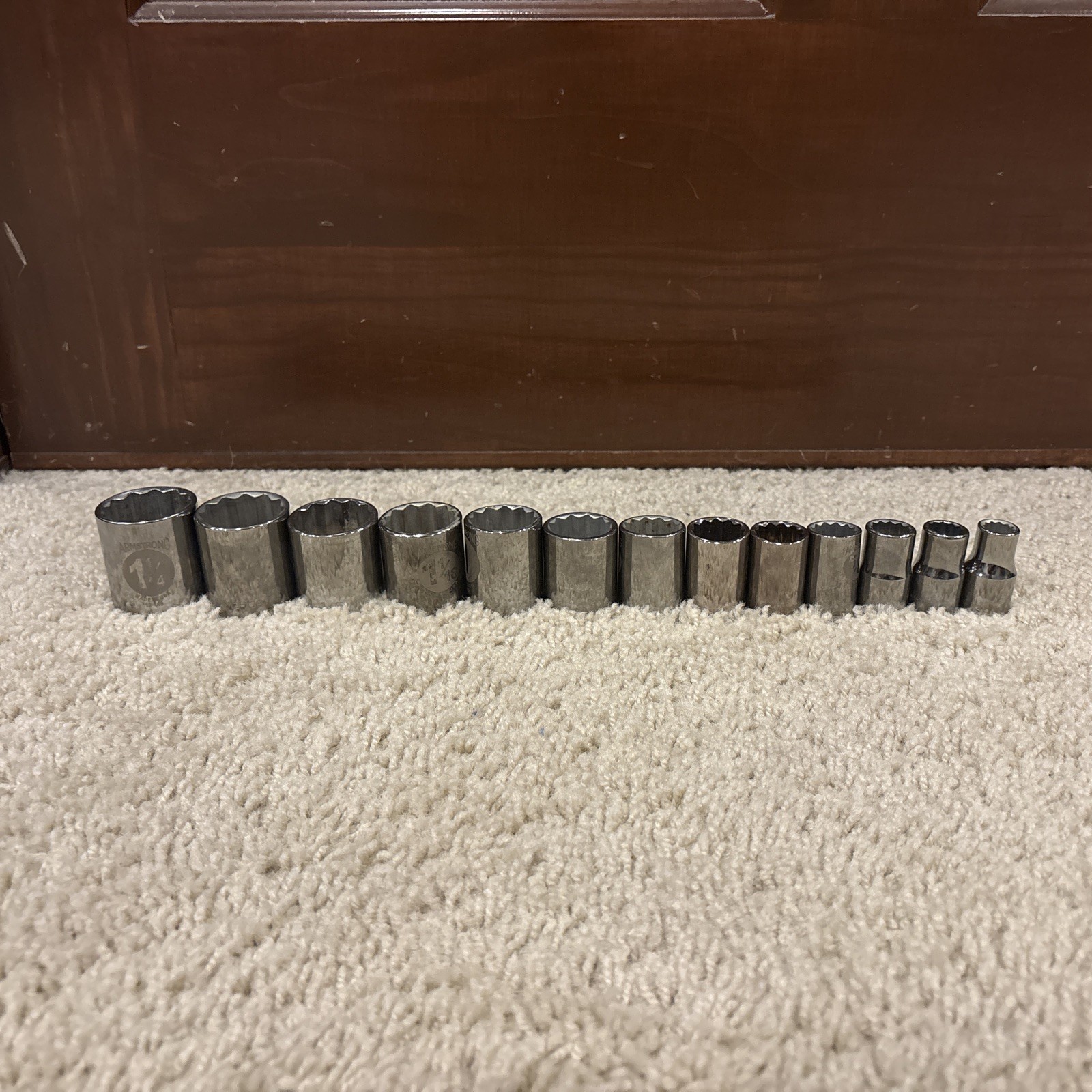 Armstrong 12 Point 1/2″ Drive 15 Piece Socket Set 3/8” to 1-1/4” Made in USA