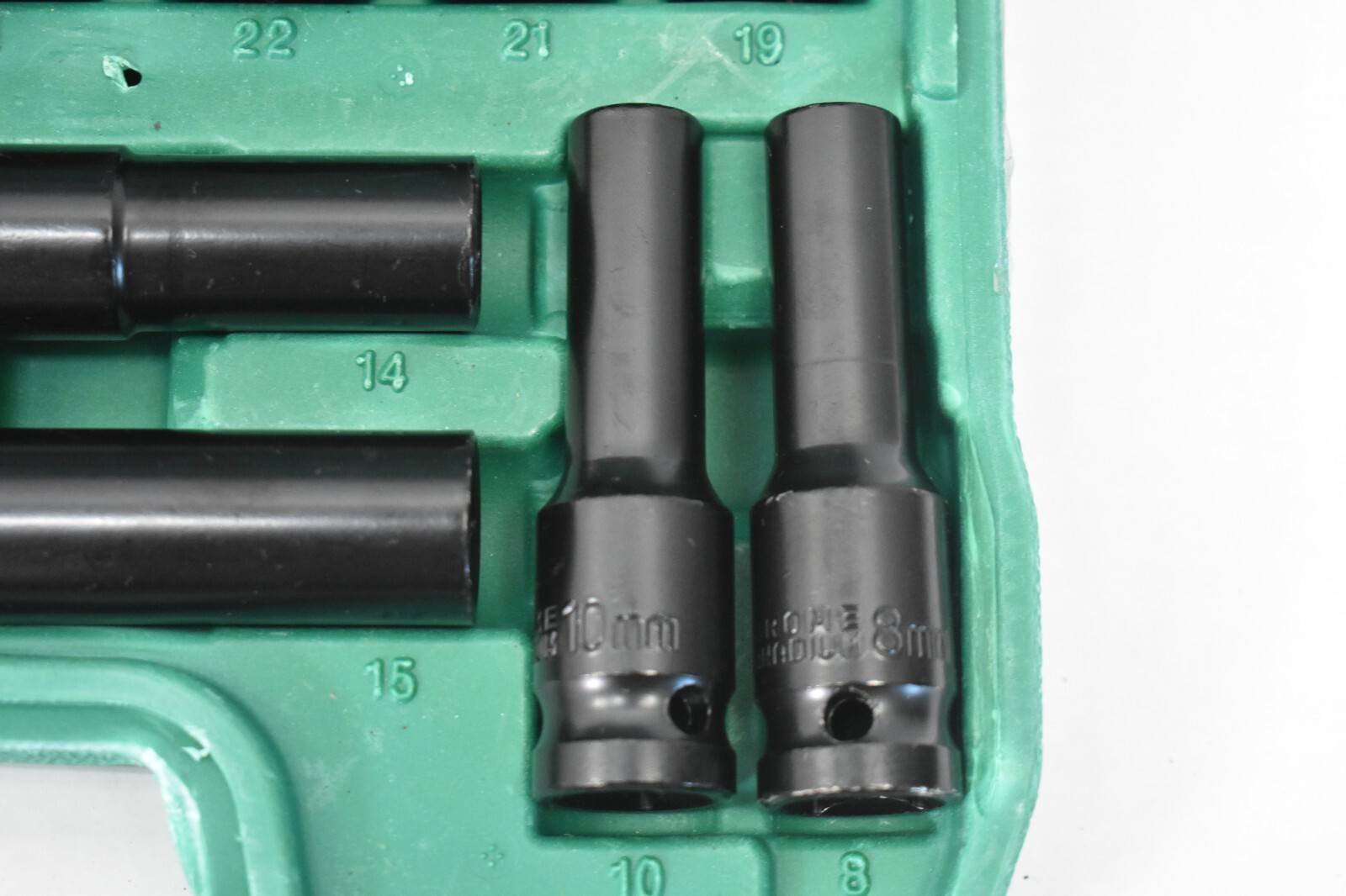 15 Piece Deep Socket Set CR-V Metric Sizes 8mm To 32mm Tool Kit Pack Assorted