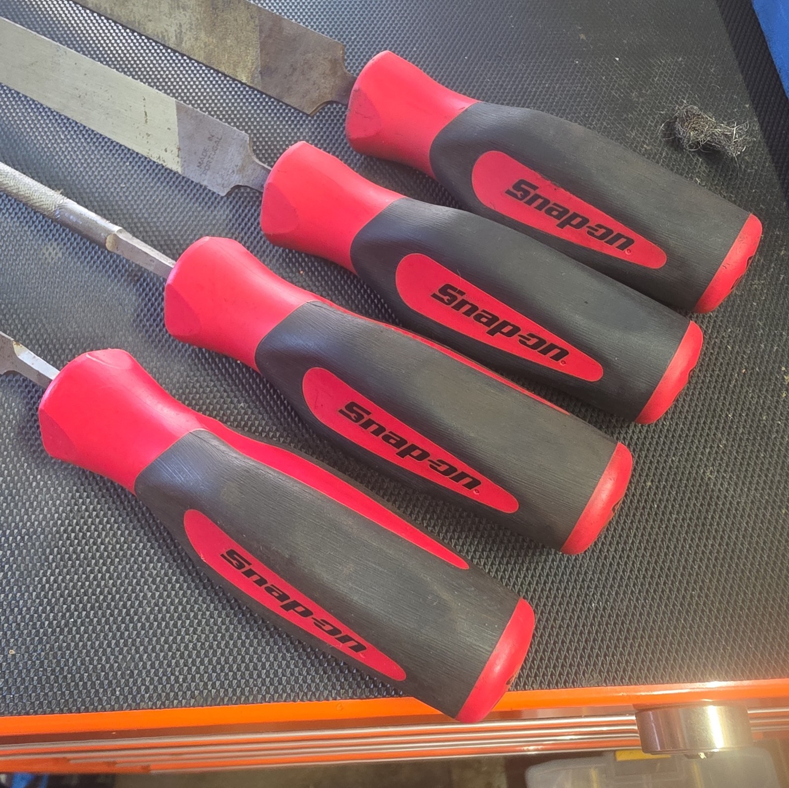 SNAP ON METAL FILE SET AND CASE X 4 GOOD CONDITION, INSTINCT GRIP C0416B