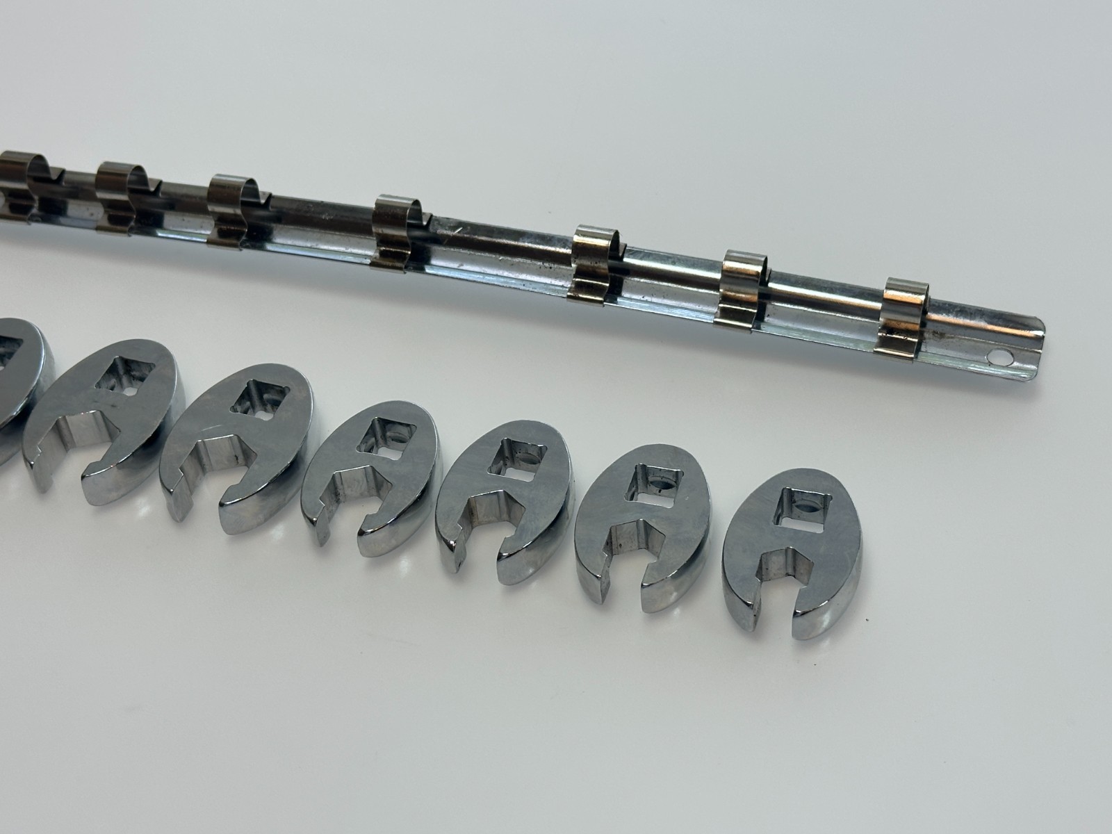 Matco Tools SRBCFNM10C 9pc 3/8» Metric 10-18mm Crowfoot Flare Nut Wrench Set