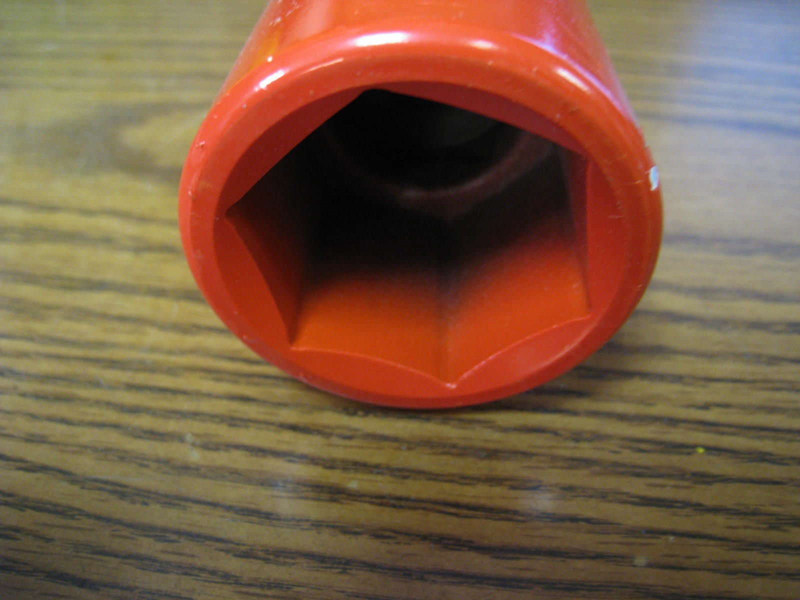Accutorq ACC-20-3918 Heavy Duty Torque Socket 3/4″ Drive 1-1/4″ 250 FT LBS RED