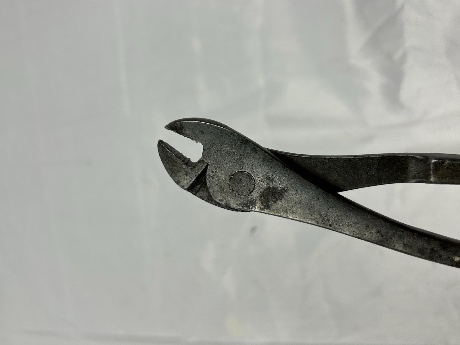 Snap-On Tools USA 208 Battery Terminal Pliers Side Mount Angle Nose, Metal Grip