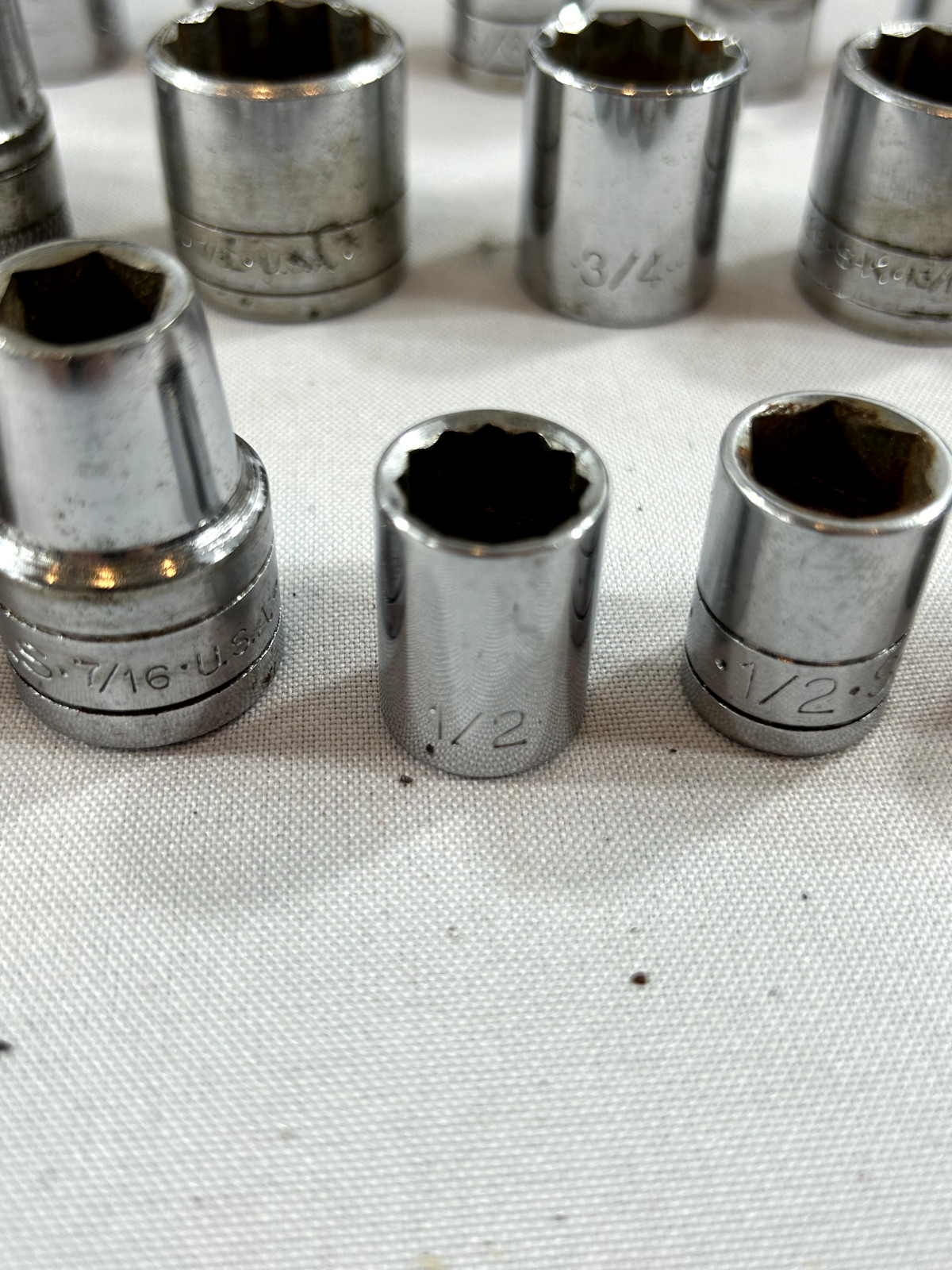 Lot of S-K Sockets – 29 Pieces – All different types 26 3/8 Drive- 1/2 Drive