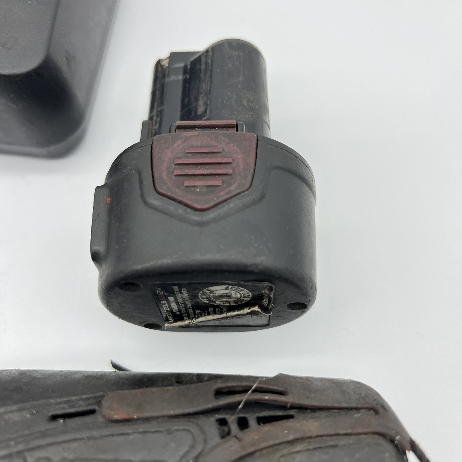 Matco Tools 12V 1/4″ Cordless Ratchet + 3/8” Driver Wrench Battery and Charger