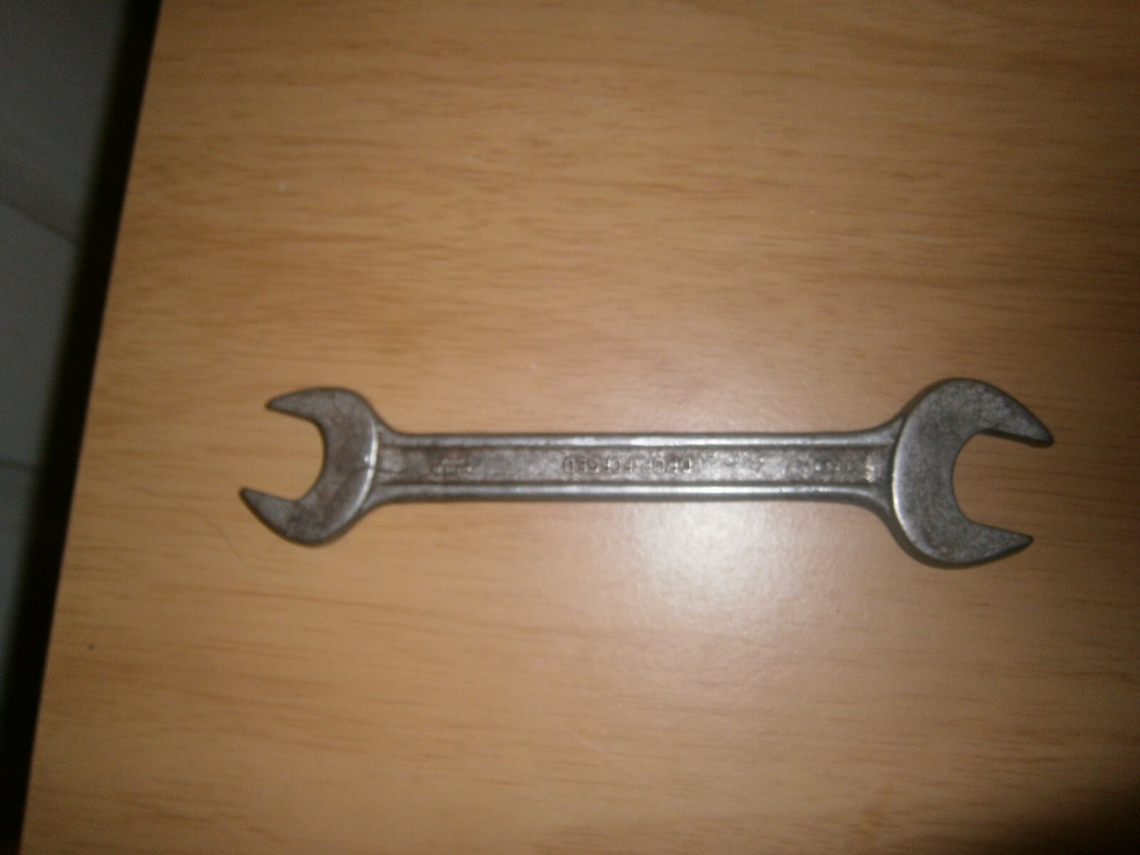 Vintage silver tone spanner. 13/16 & 7/8 ends.(E6c)