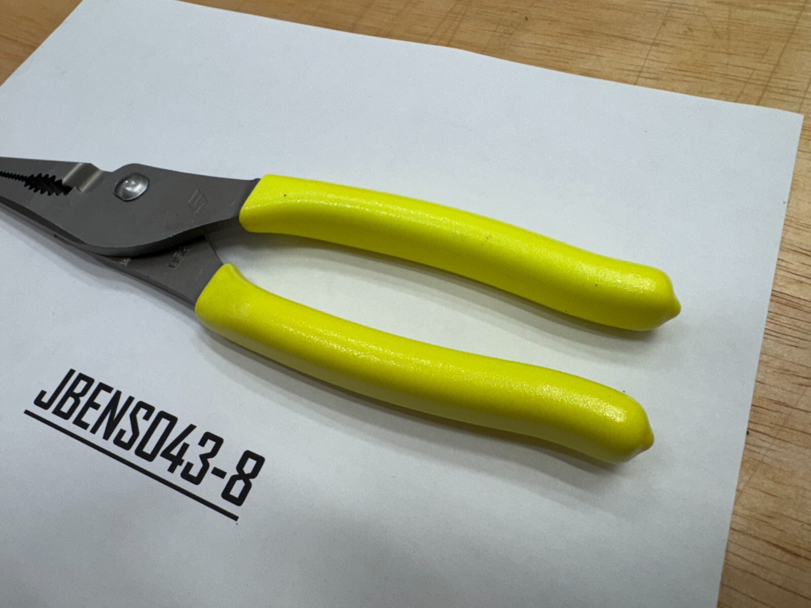Snap-On Tools USA NEW HI-VIZ 9″ Soft Grip Long Nose Slip Joint Pliers LN47ACFHV