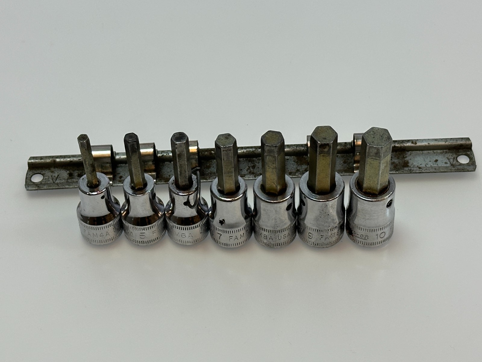 Snap-On USA 207EFAMY 7pc 3/8″ Drive Metric Hex Bit Allen Socket Set, 4mm-10 mm