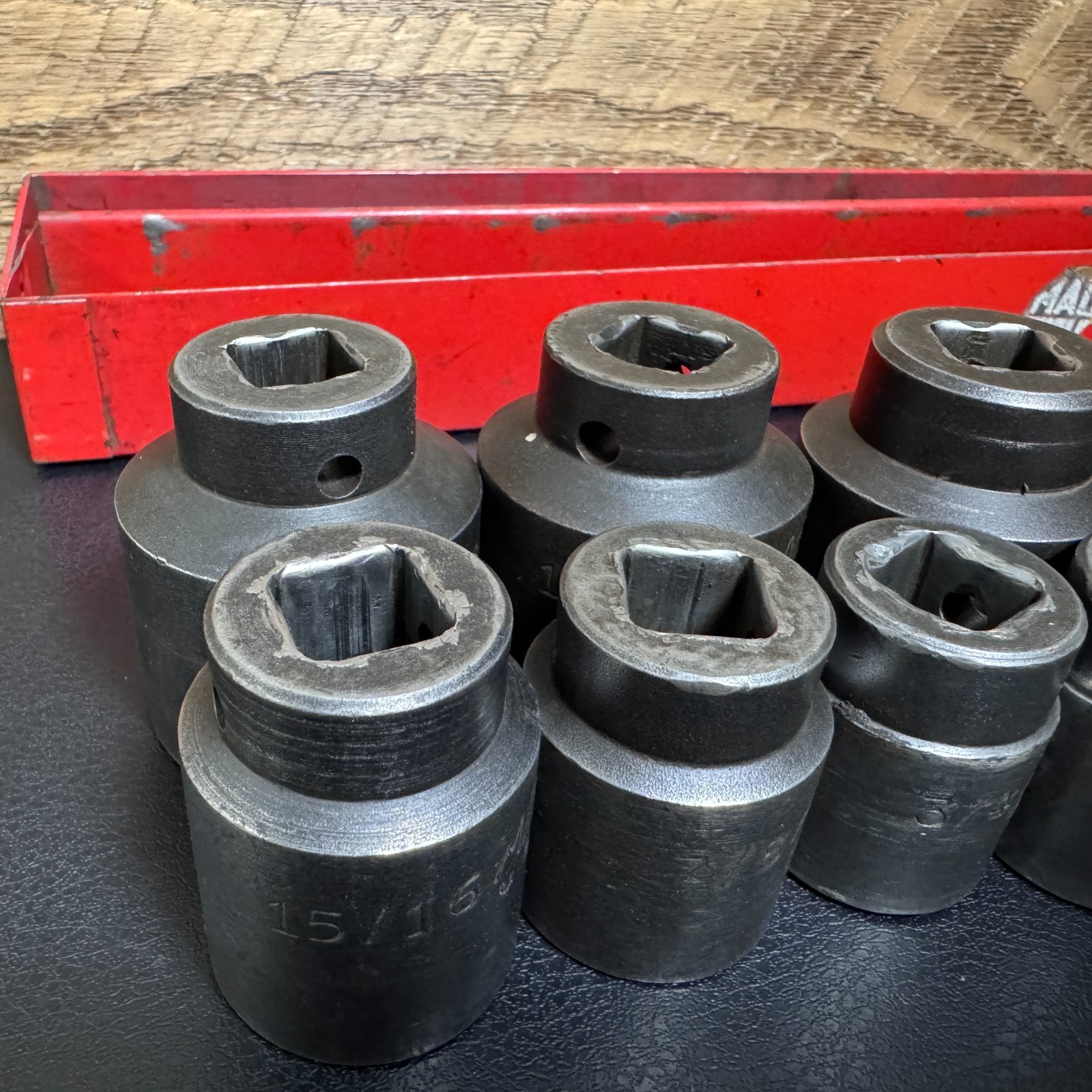MAC Tools USA SVP156TR 1/2 Drive 6PT SAE Impact Socket Set in VT18 Tray (less 3)