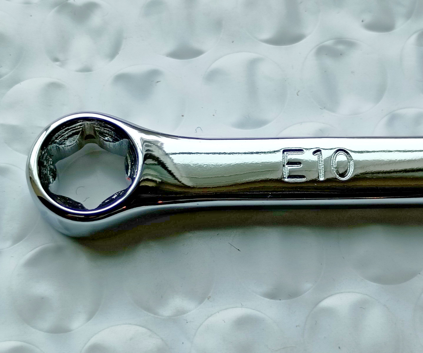 MAC TOOLS BE1012, E10 x E12 TORX WRENCH, 5.5″ LONG.