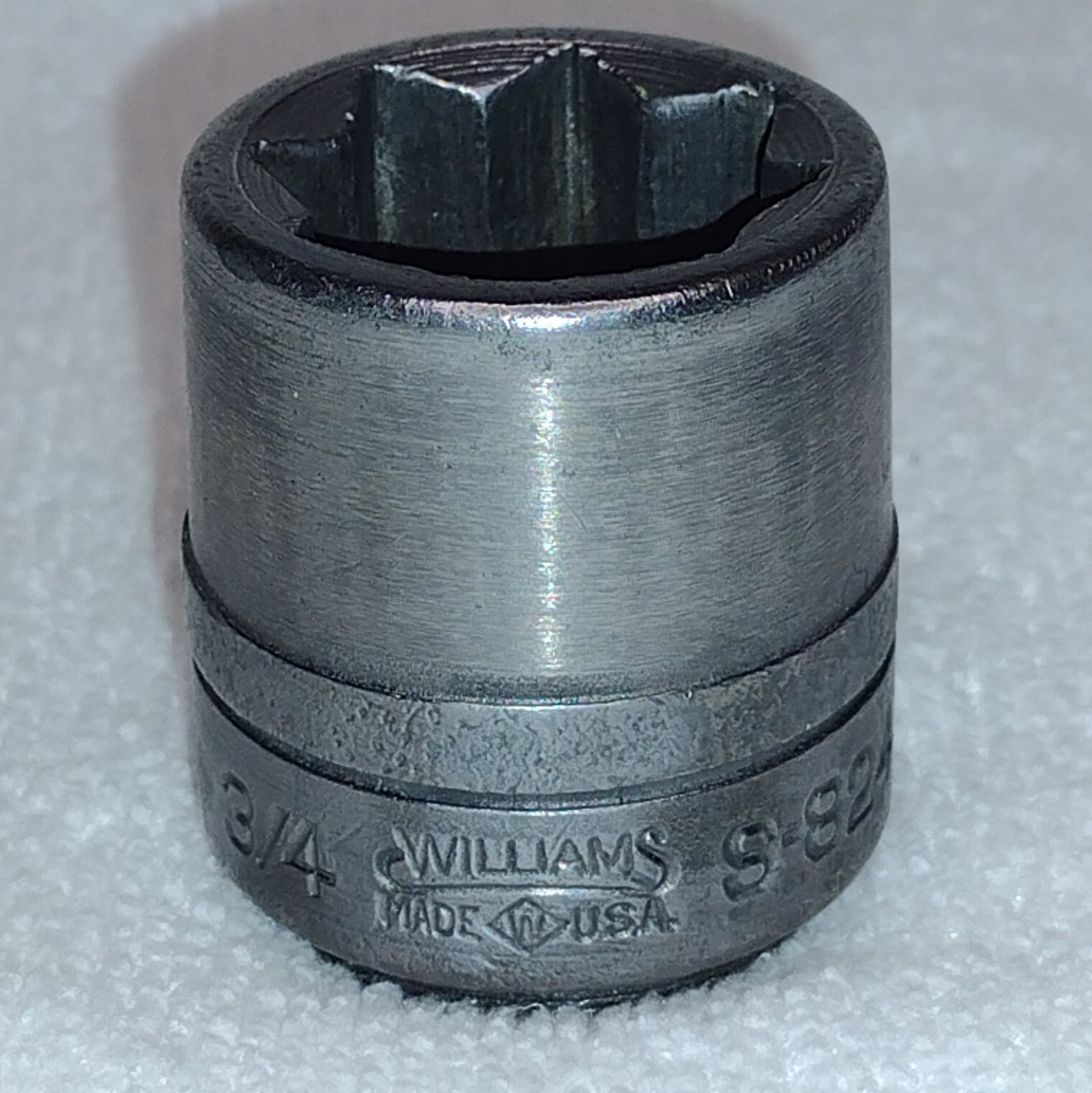 Vintage Williams S-824 Diamond Logo 1/2 Drive 3/4″ 8Pt Socket, Made in USA