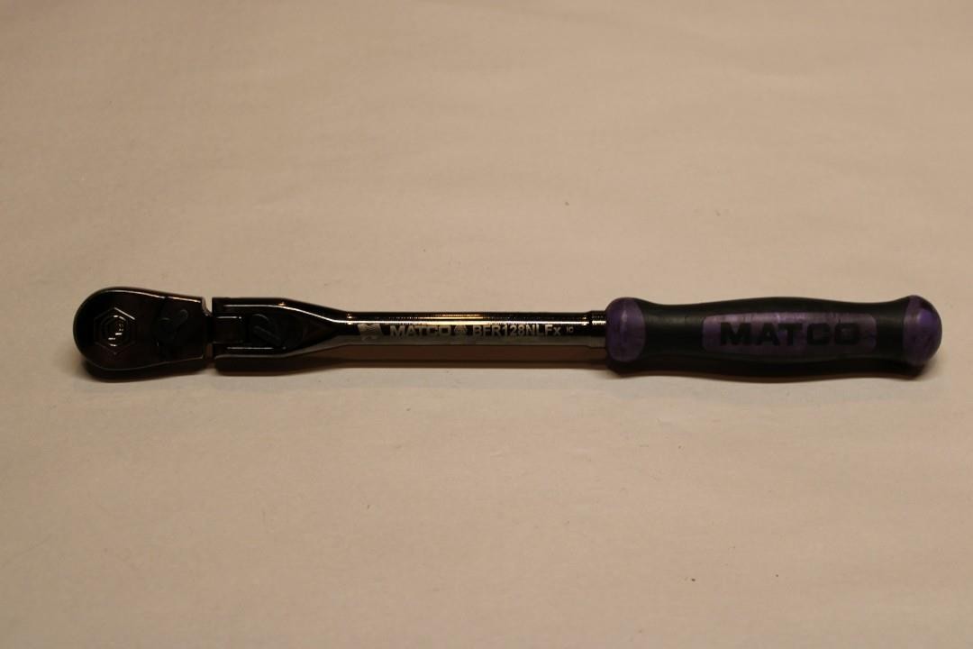 Matco Tools BFR128NLFX 3/8″ Drive 12-1/2″ Locking Flex Ratchet – Purple