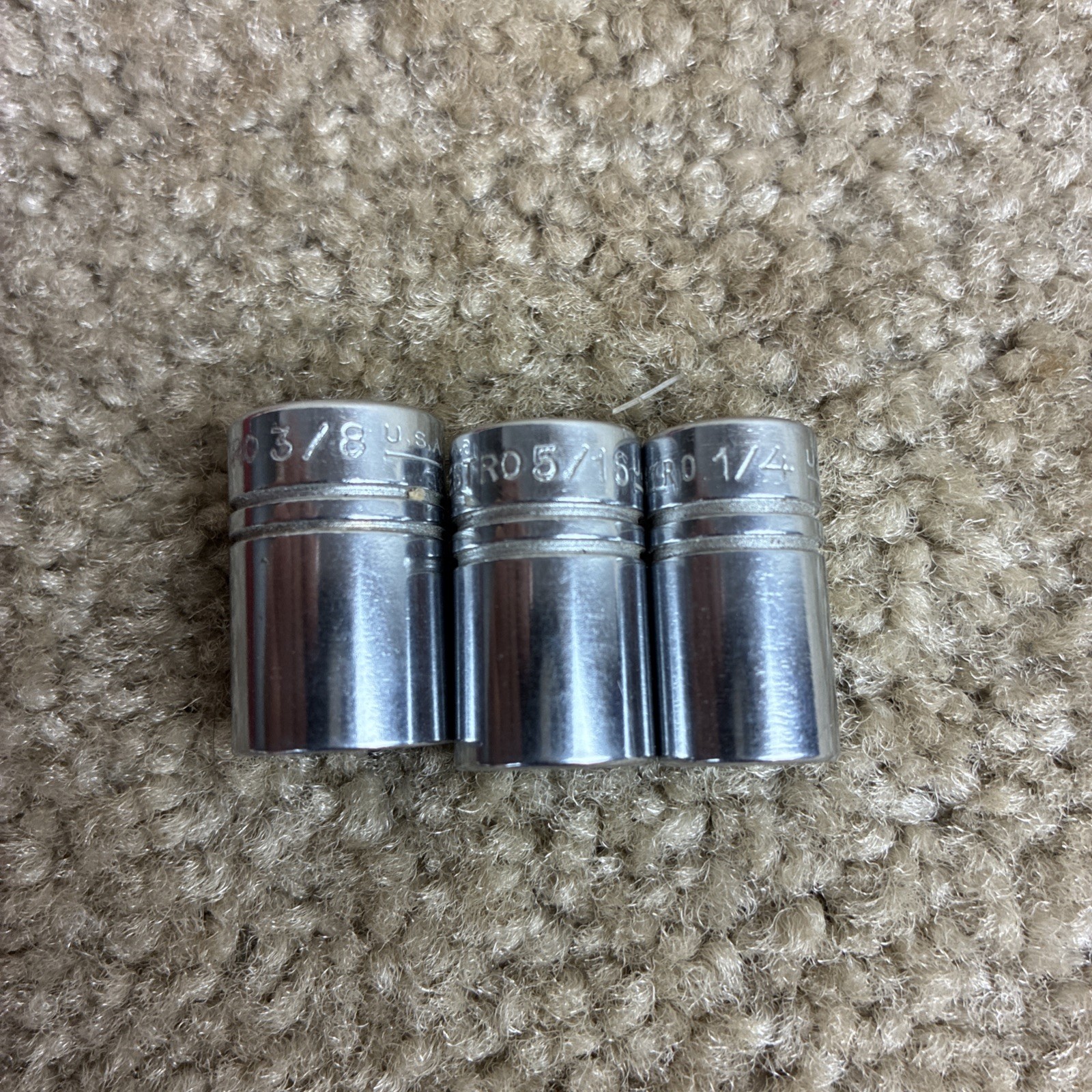 INDESTRO 1/4 Drive Ratchet/Socket Set SAE 15pcs. Good Condition Original Box