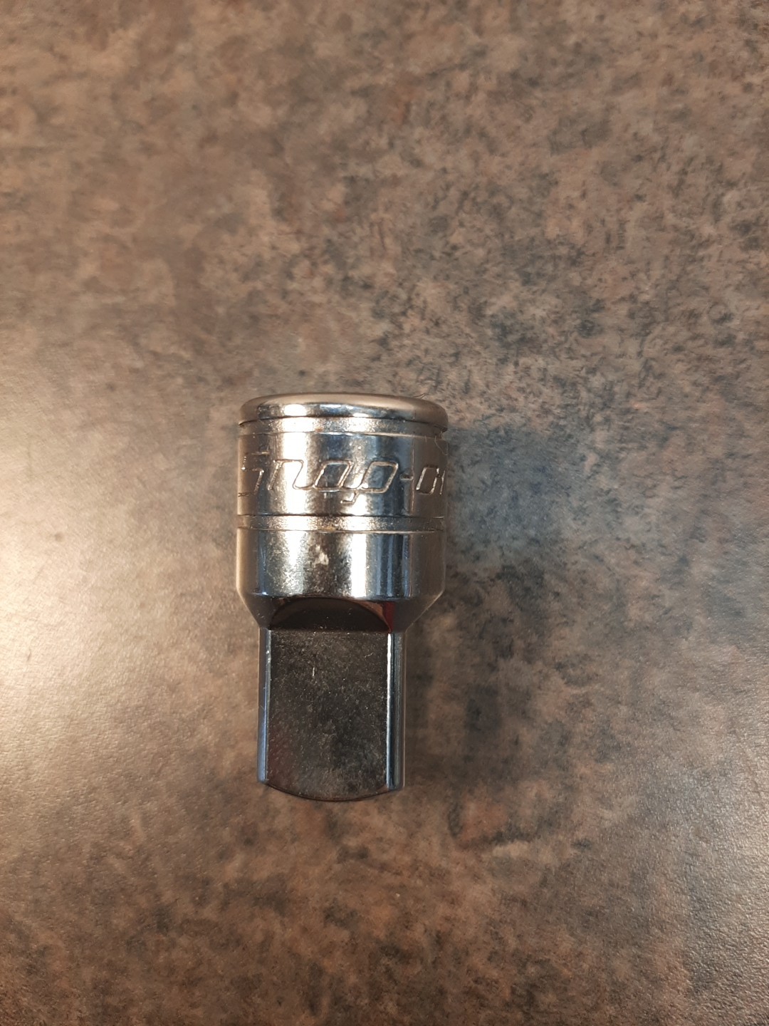 Snap-on™ 3/8″ drive Internal 1/2″ External Socket Adaptor Reducer A2A