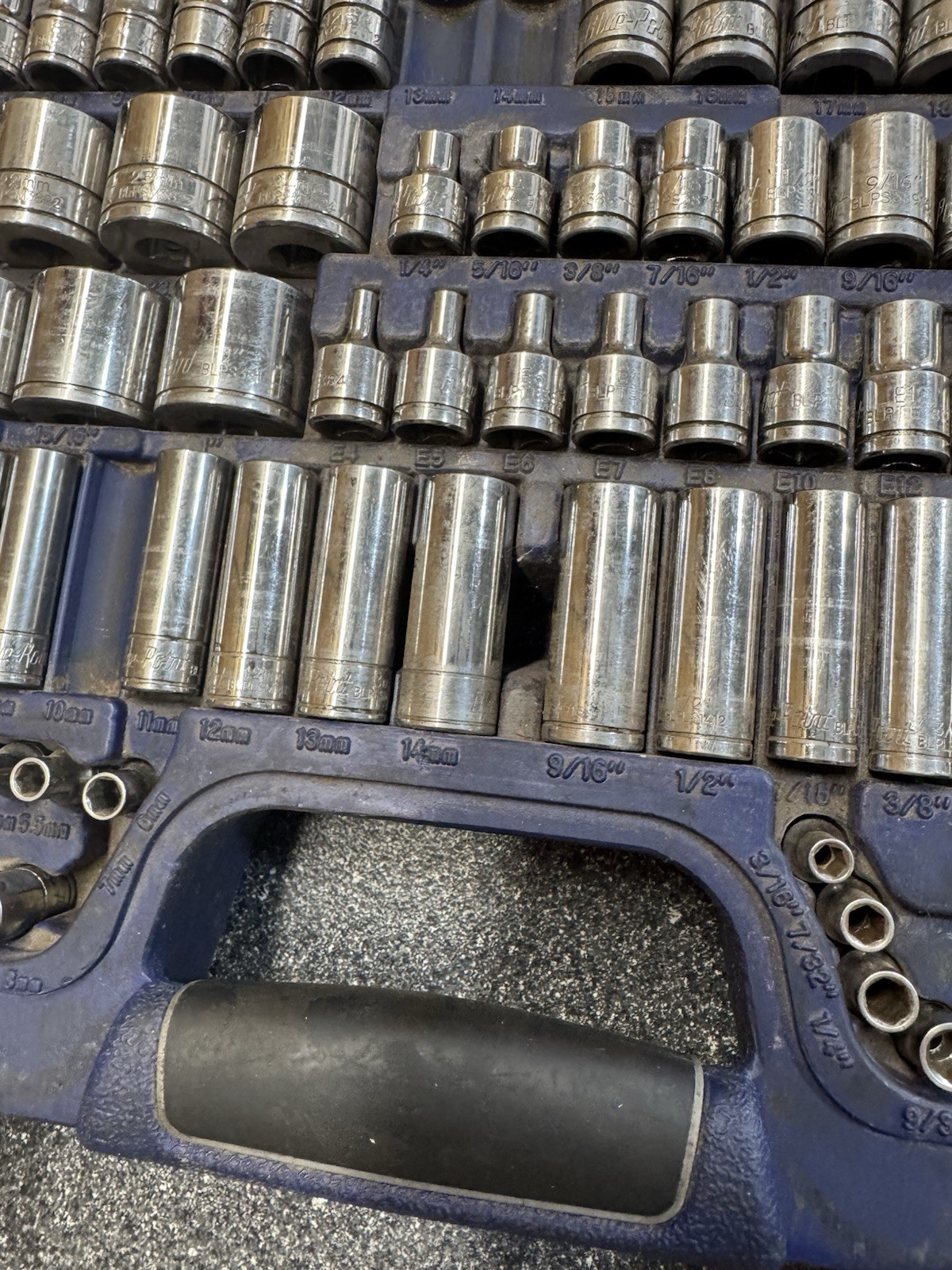 Blue-Point BLPGSSC155 155pc Combination Drive SAE/Metric Socket Set (Missing 8)