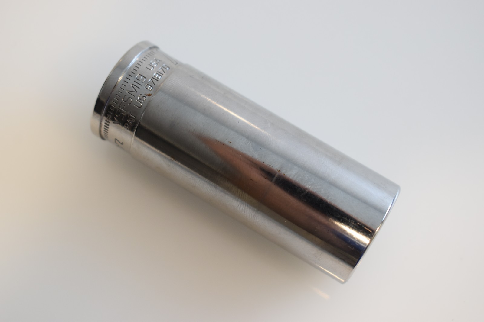 Snap on Tool YSFSM19 19mm Metric Flank Drive Xtra Deep Socket 3/8″ Drive 6 Point