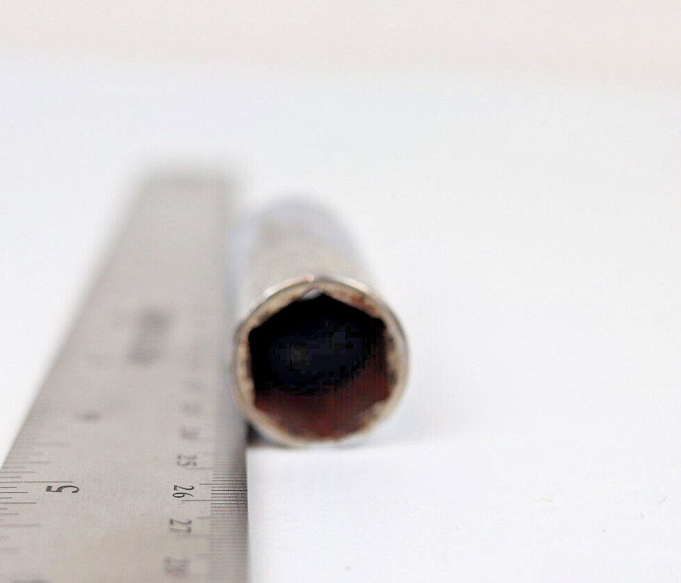 Vintage Snap-on USA 18mm Metric 6pt 3/8″ Drive Deep Socket Chrome SFSM18
