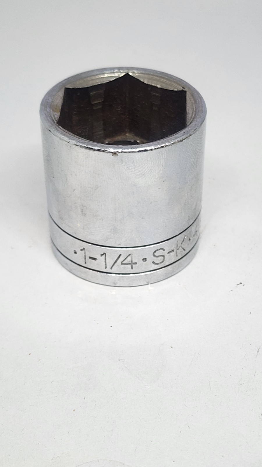 S-K TOOLS USA 41140. 1/2″ DRIVE, 1-1/4″ SOCKET, SHALLOW, 6 POINT.