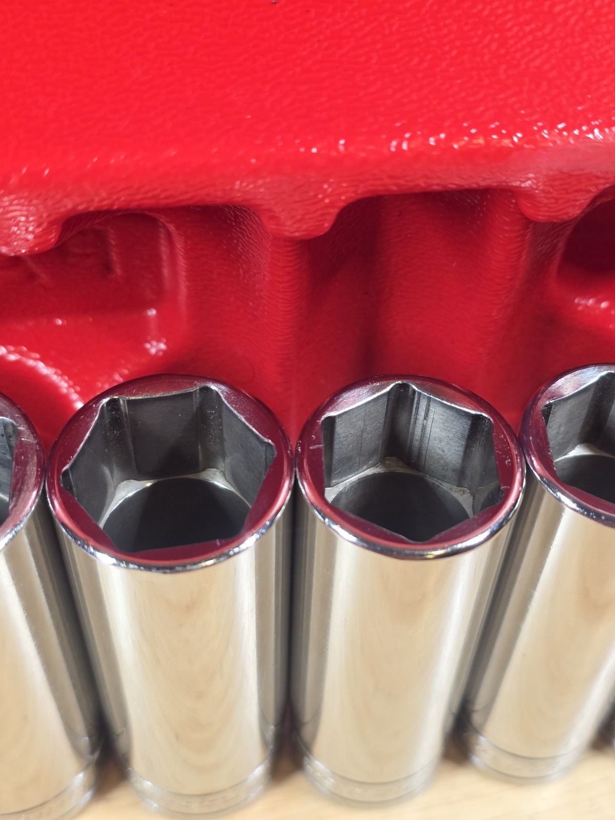 Snap-on 313TSYA 1/2″ Drive 13-Piece 3/8″ – 1-1/8″ Deep 6-Point Chrome Socket Set