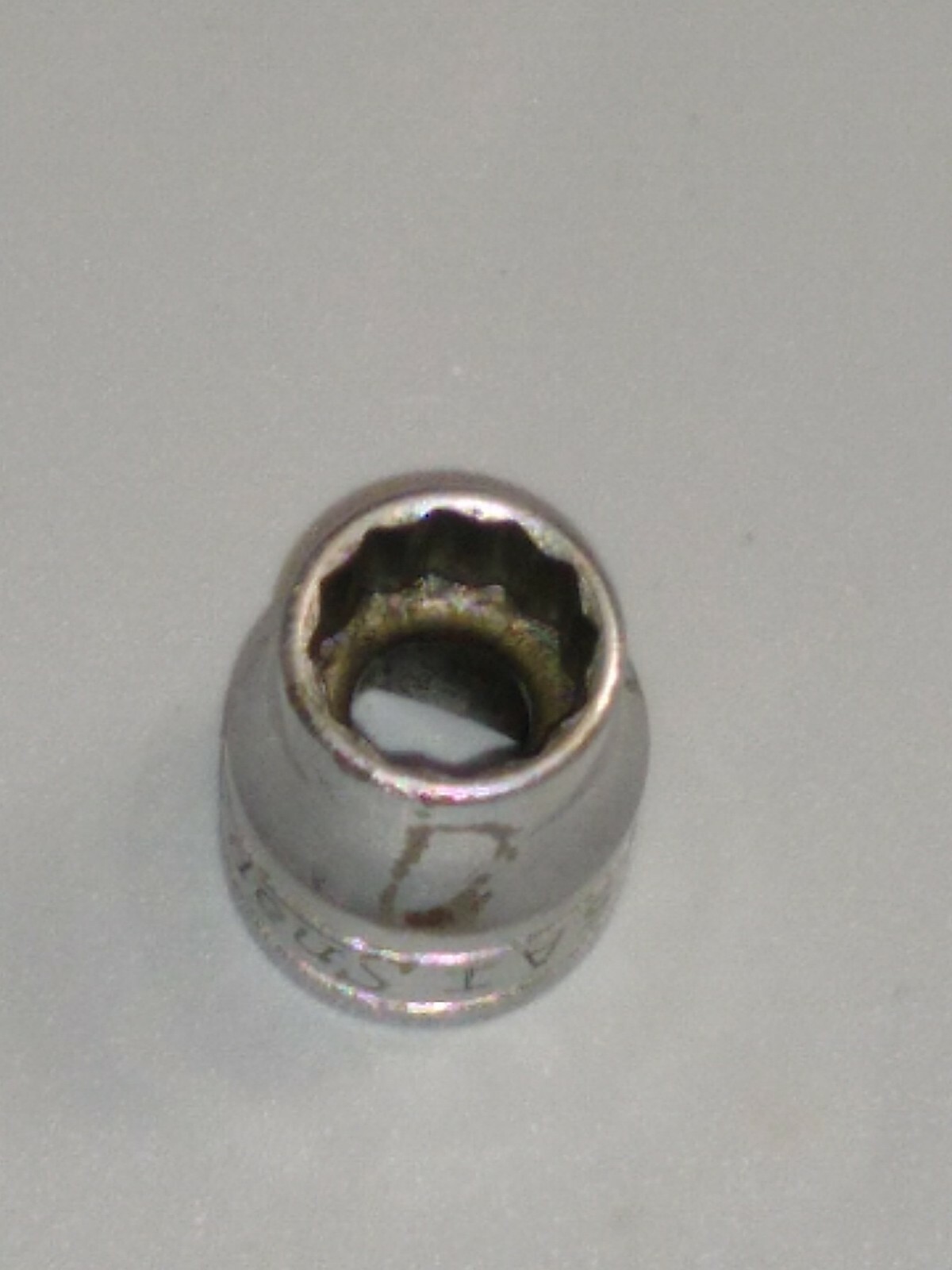 Snap-on F121 3/8″ DR 3/8″ Socket, Shallow, 12 Point.