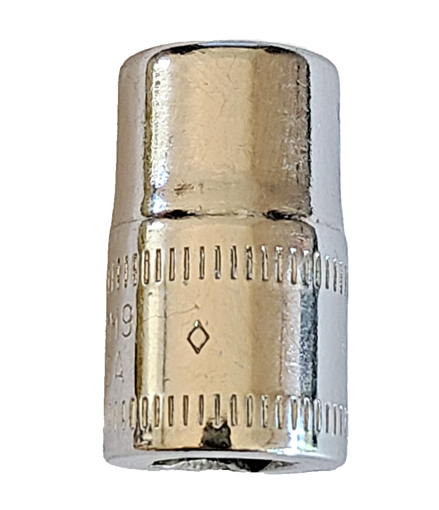 Snapon Tools USA TMM9 Metric 9mm Shallow Chrome Socket – 1/4″ Drive – 6pt