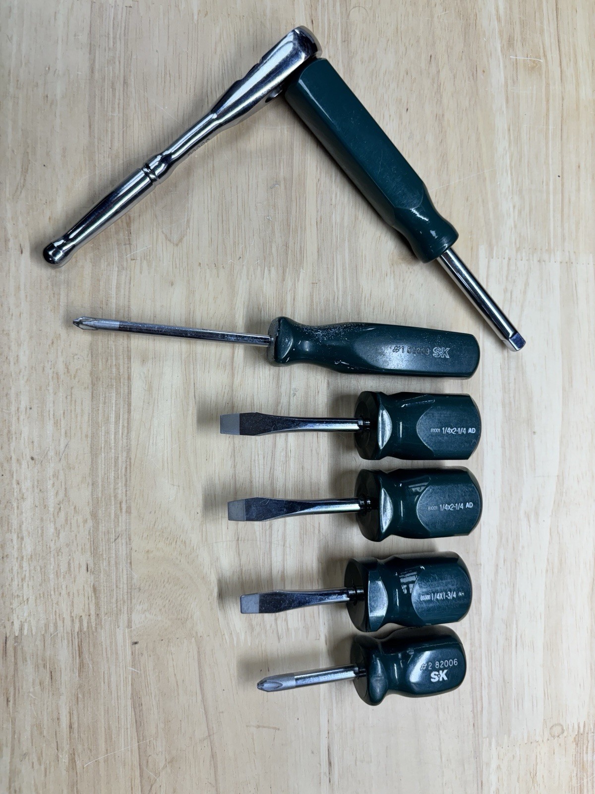 SK TOOLS SureGrip Screwdrivers & 1/4 Drive Ratchet Lot