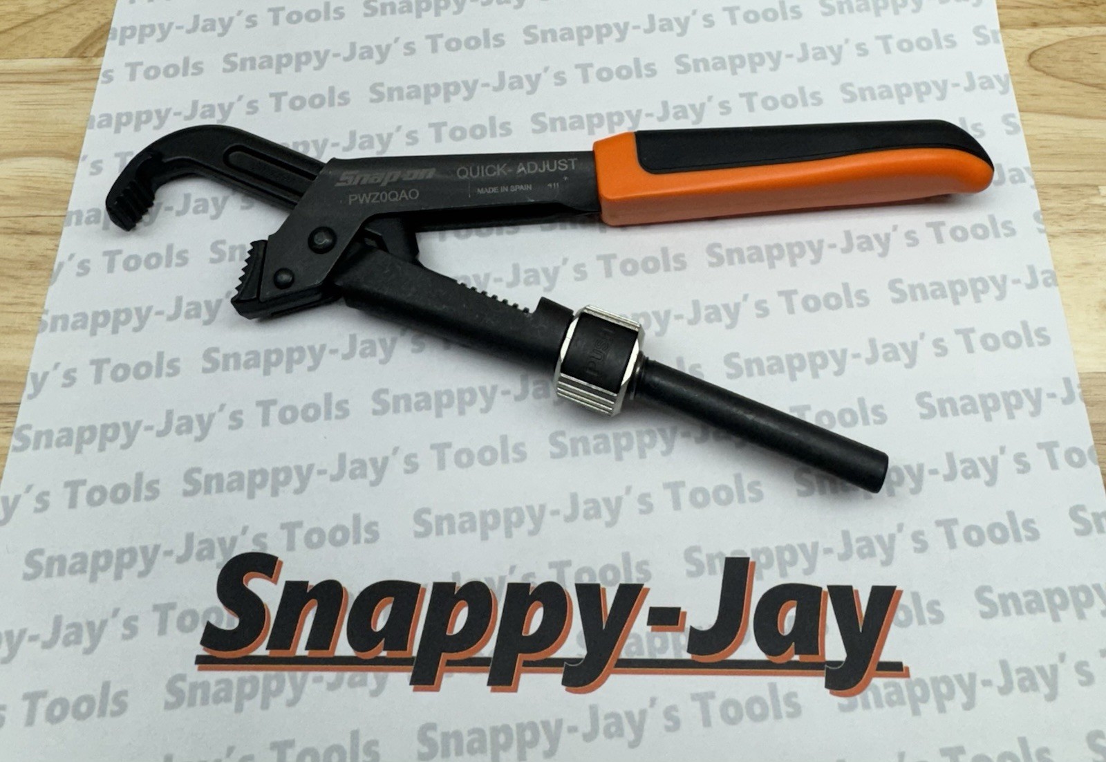 Snap-on Tools NEW ORANGE 8-5/8″ Soft Grip Quick Adjust Pliers Wrench PWZ0QAO