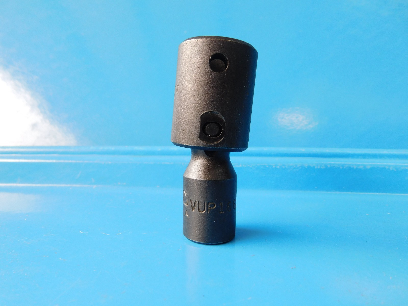 MAC TOOLS 1/2 IN. DR. 1/2 IN. SWIVEL IMPACT SOCKET, NEW, PART #VUP166A