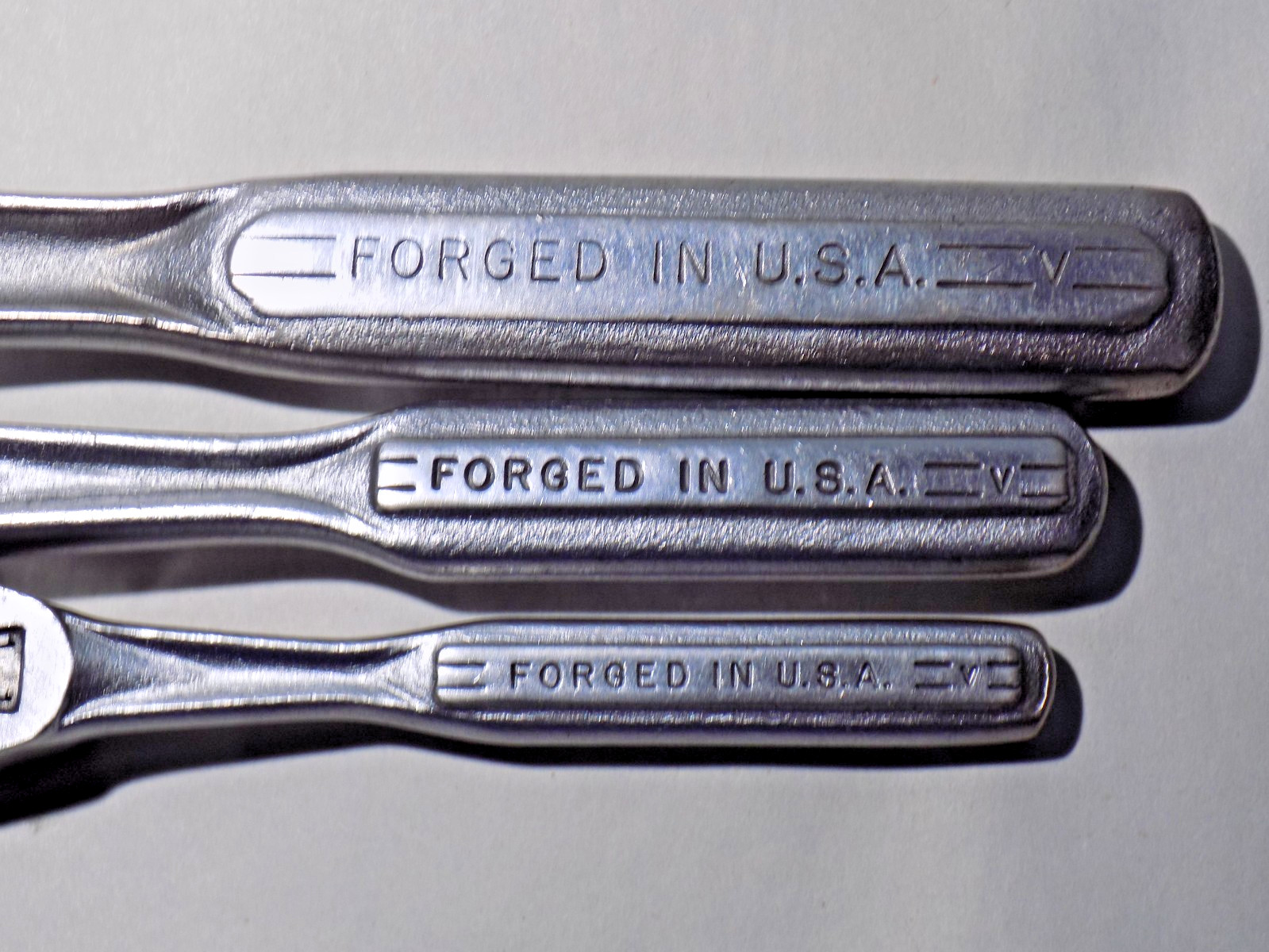 (3)Nice Flying V Craftsman Ratchets1/4″-1/2″-100% Smooth Crisp Action-No Etching