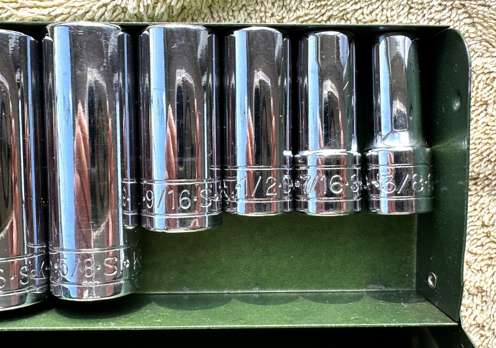 S-K PROFESSIONAL TOOLS 8 PC 3/8 INCH DRIVE SAE SOCKET SET NO. 404 SERIES
