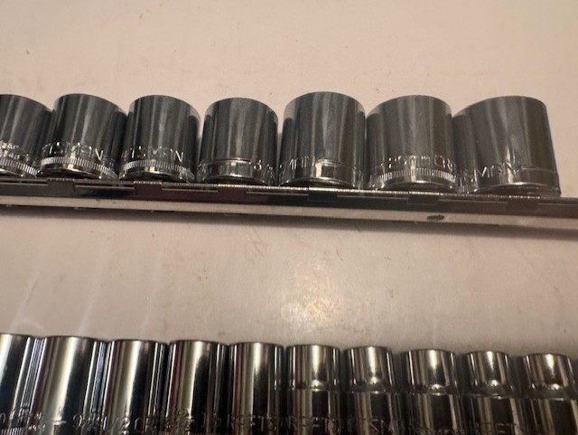 NEW Craftsman 3/8″ DRIVE 32 PC METRIC & SAE 6 POINT DEEP & STD SOCKET SET + RAIL