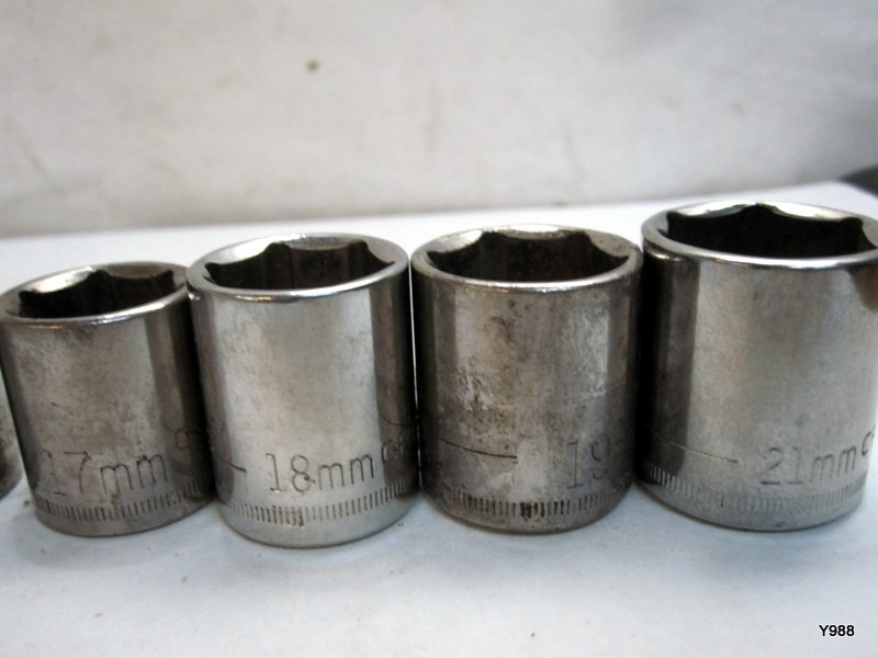 CRAFTSMAN set of 16 sockets mix lot see description
