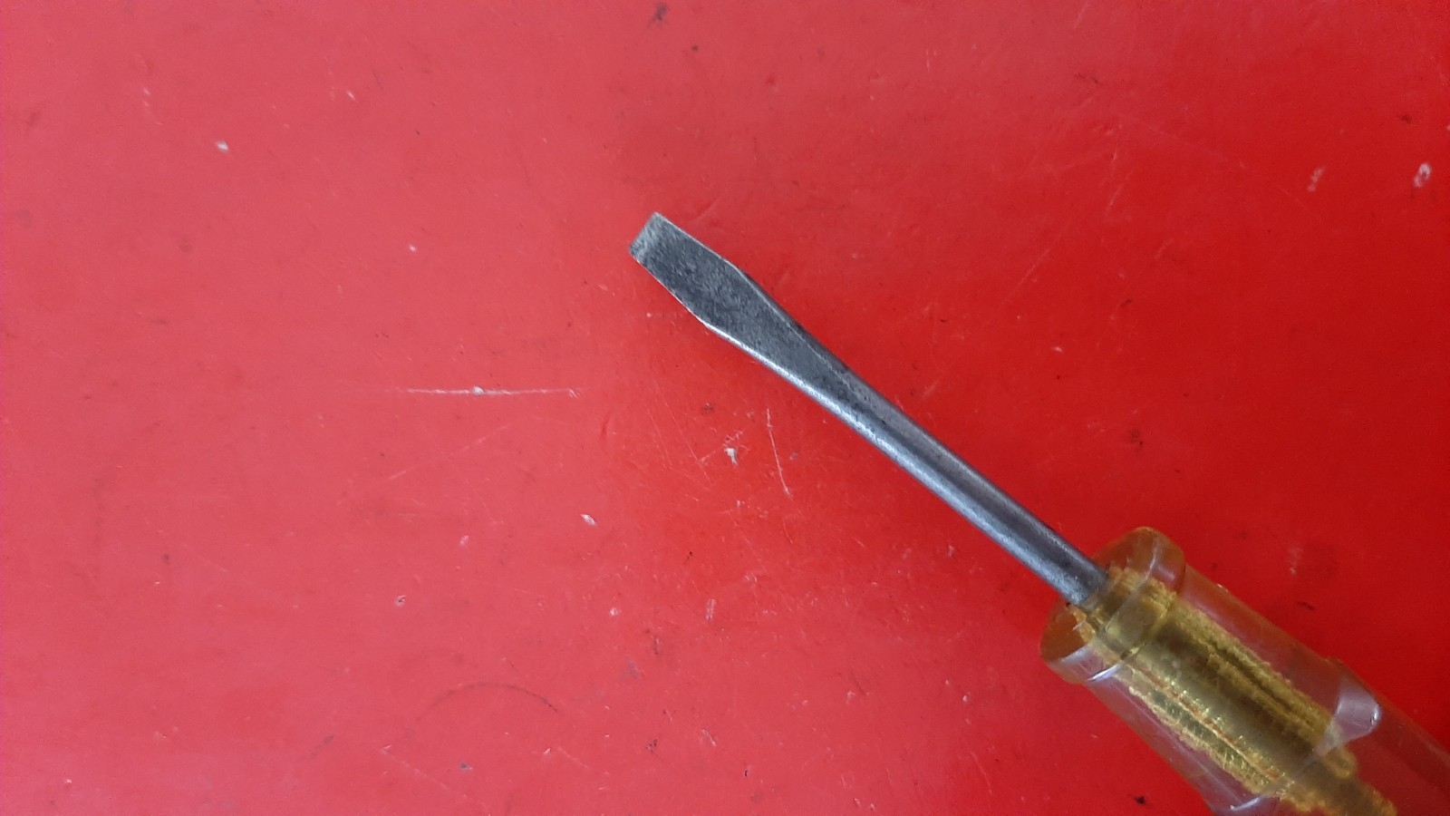 Vintage Par-X Flat Yellow Handle Slotted Screwdriver UDS-102 5.25” Long USA