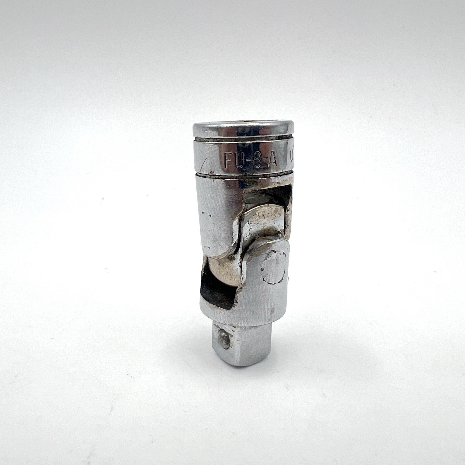 Snap On FU8A – 3/8″ Drive 2-1/16″ Long Friction Ball Chrome Universal Joint