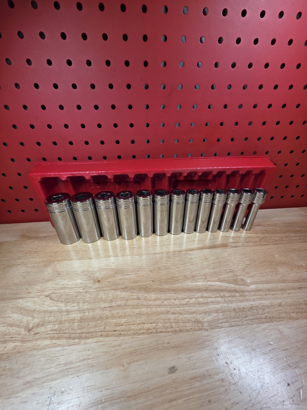 Snap-on 313TSYA 1/2″ Drive 13-Piece 3/8″ – 1-1/8″ Deep 6-Point Chrome Socket Set