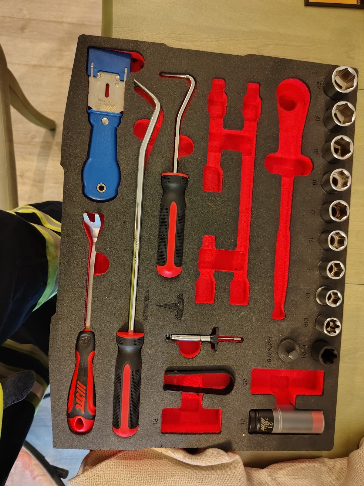 JTC TESLA TECHNICIAN TOOL SET 1/2″ Socket Set Hose Picks Trim Tool, Scraper Etc
