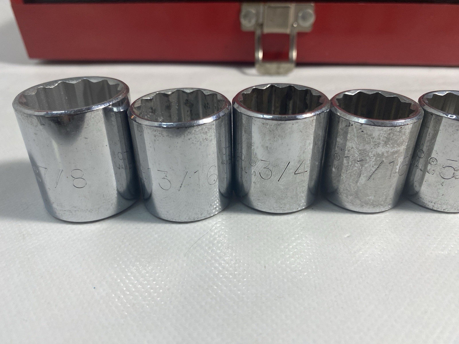 Vintage Proto Ratchet J52130 3/8 in Drive 12-Point Socket Set Missing 2 Pieces