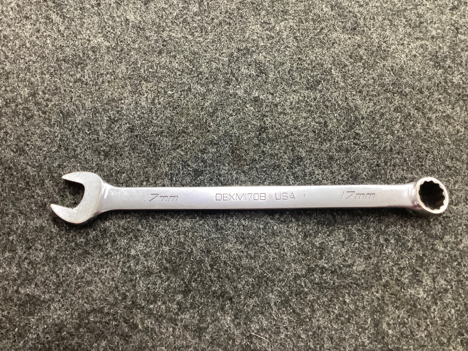 SNAP-ON 17MM METRIC COMBINATION WRENCH 12 POINT (MODEL: OEXM170B)