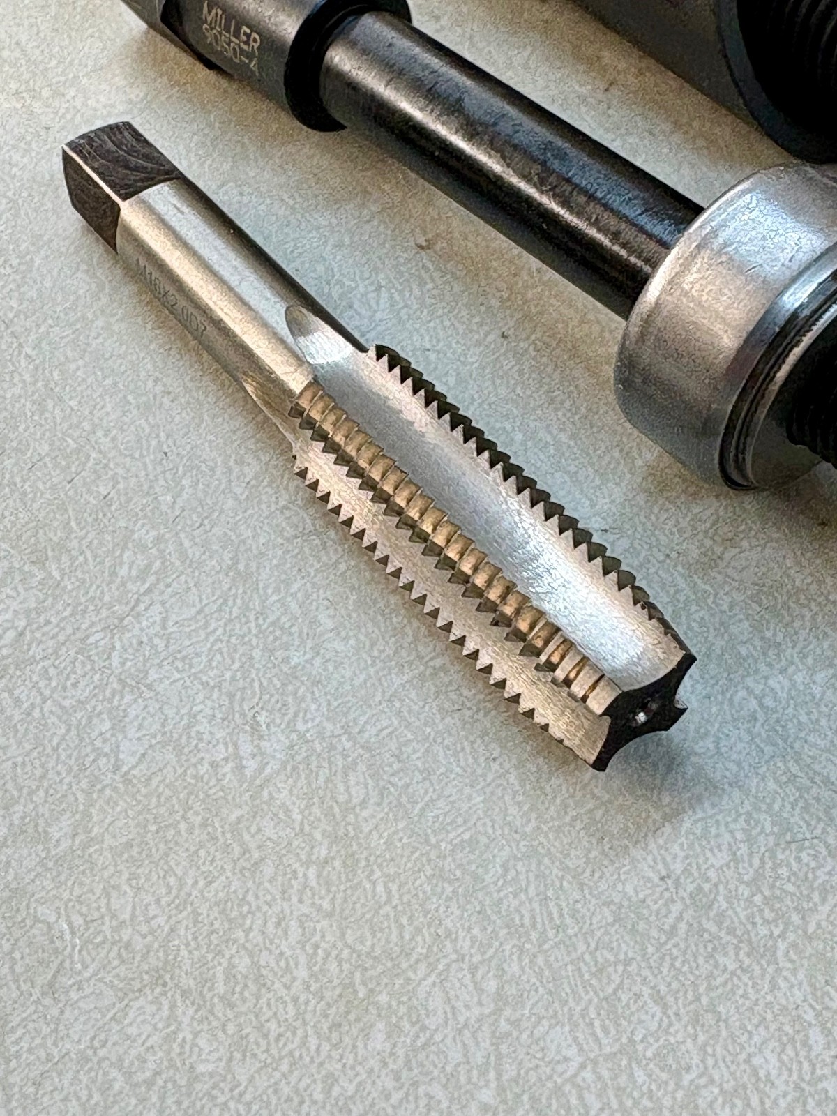 MILLER 9050A SLEEVE REMOVER/INSTALLER & FORCING SCREW SET —— NEW OLD STOCK!