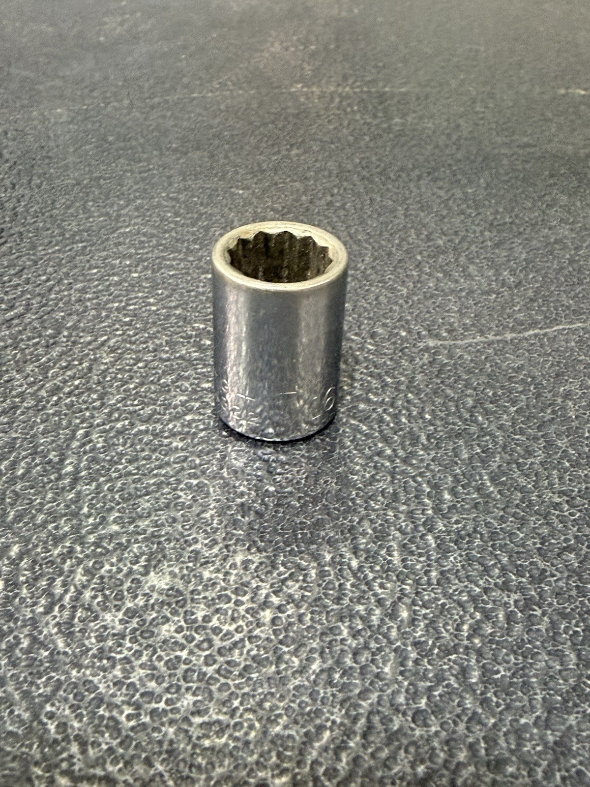 Vtg 7/16″ Craftsman G-Series Part 44332 – 3/8″ Drive 12-Point Socket USA Made