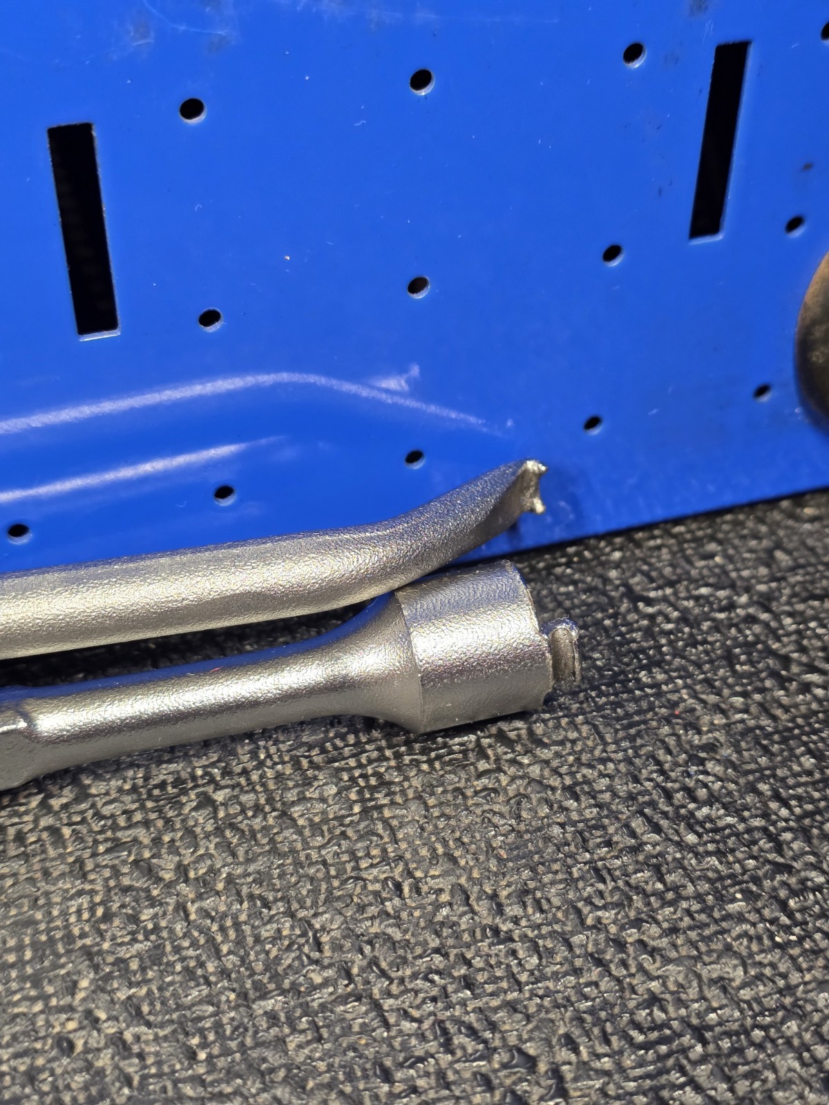 Snap-on 131A Long Drum Brake Spring Pliers Puller Remover Installer NEAR MINT