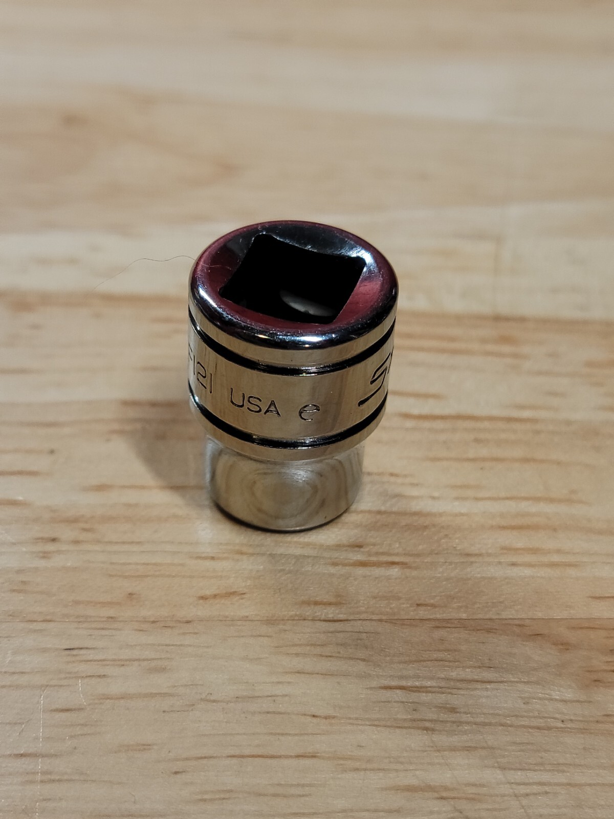 Snap-on Tools F121 3/8″ SAE 3/8” Drive 12-Point Shallow Chrome Socket USA