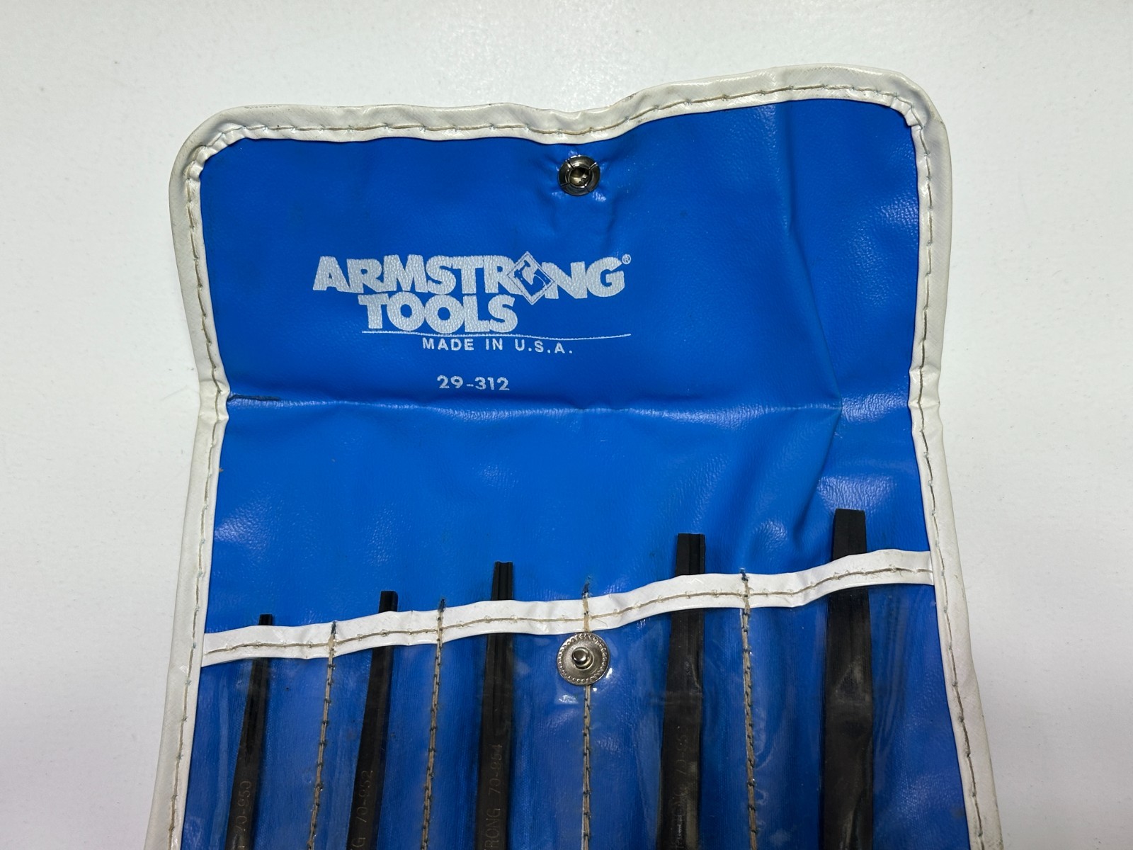 🇺🇸 ARMSTRONG Tools 29-312 5pc Screw Stud Extractor Set w/ Kit Bag, NOS Unused