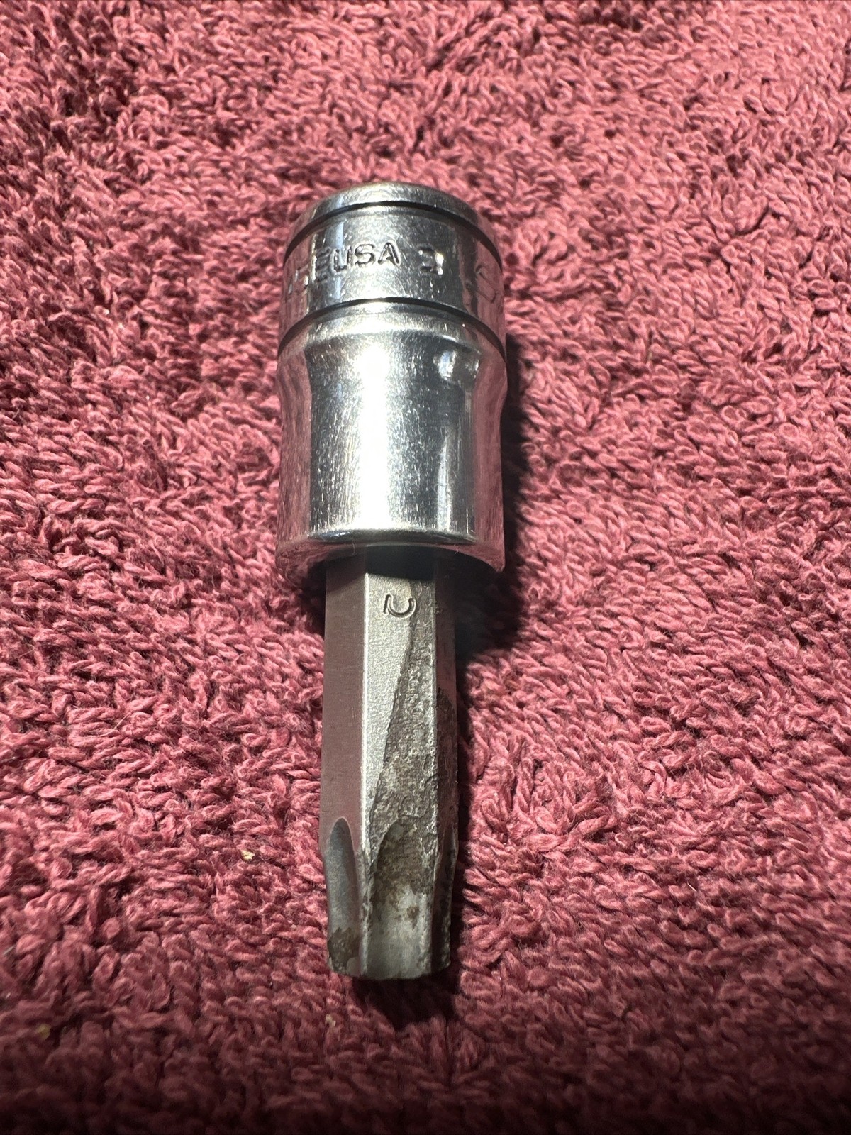 Snap-on Tools USA 3/8″ Drive T45 Standard Torx Bit Chrome Socket FTX45E