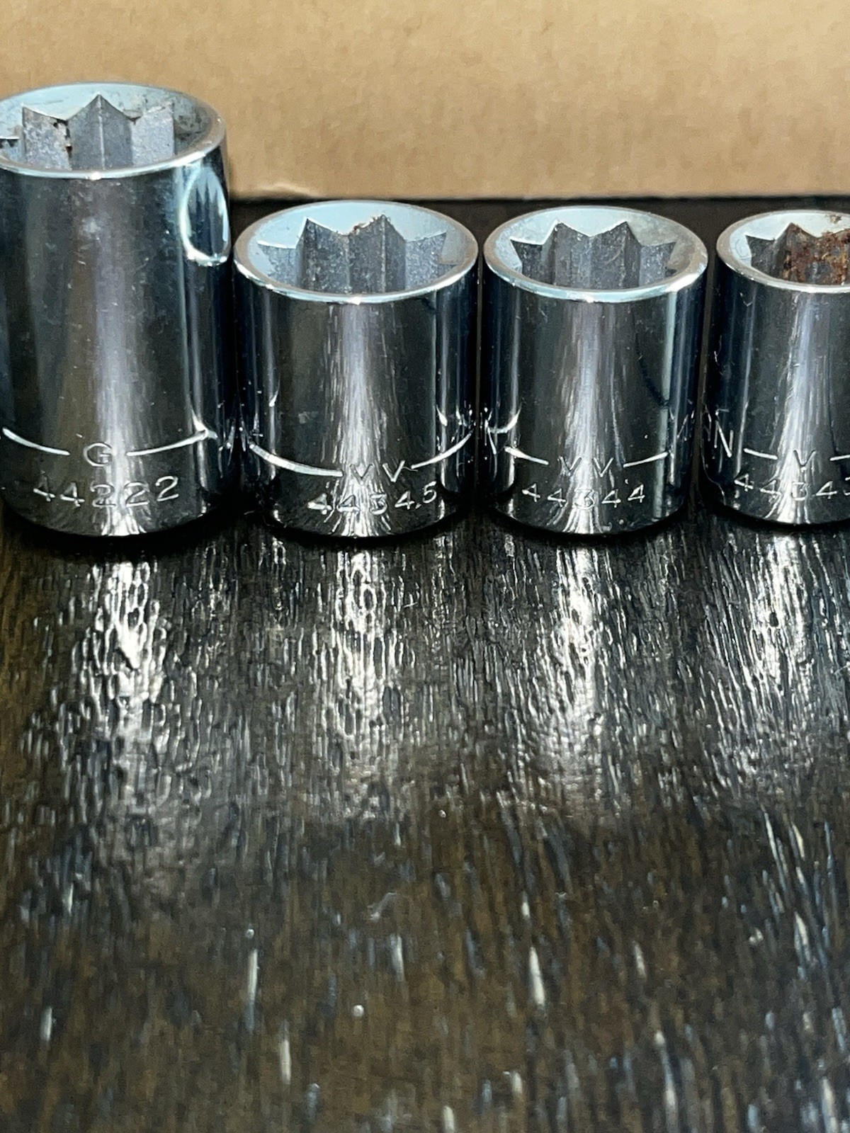 Craftsman Sockets SAE Lot of 9 Pieces 1/2 – 5/8 – 7/16 – 1/2 – 3/8 (8pt & 6pt)