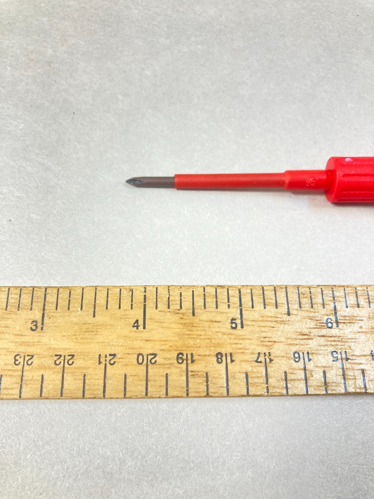 Williams Screwdriver 2 1/2 x #0 Phillips Insulated 1000V #WW173501 Germany