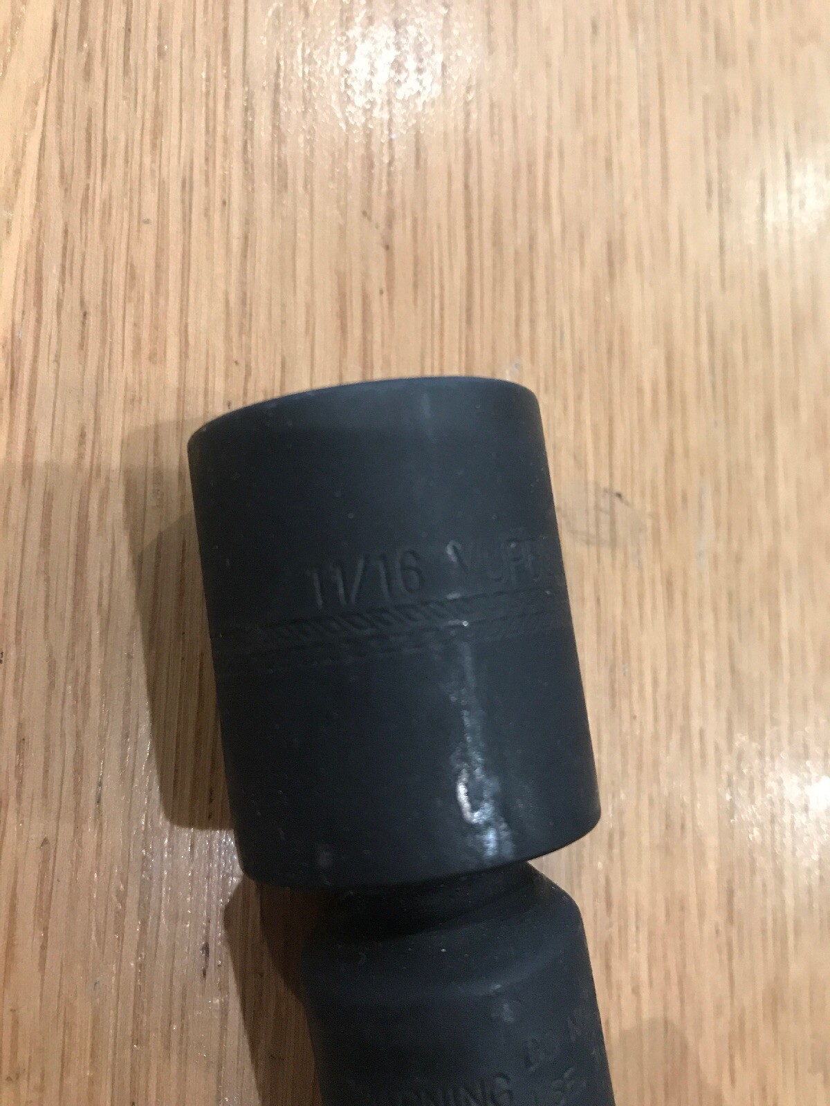 Mac Tools VUPD22G 11/16” 6 Pt Socket Flexible